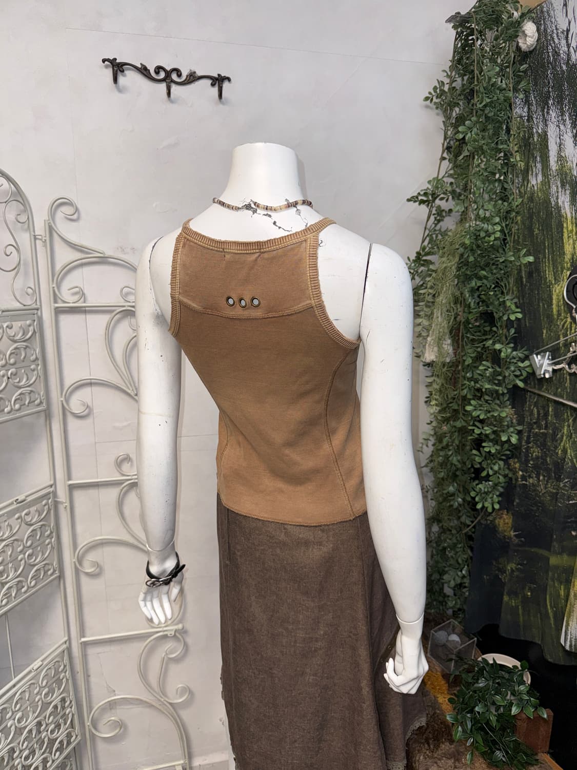 Beige brown punching laceup sleeveless  상품이미지2