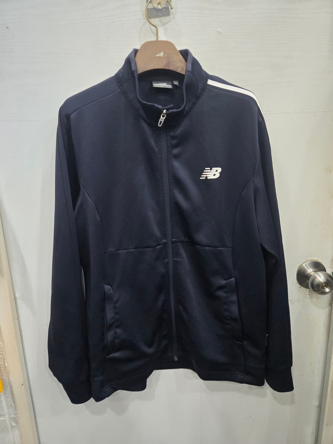 L,100 )) New balance 뉴발란스 트레이닝복 세트! 깔끔해용 상품이미지2