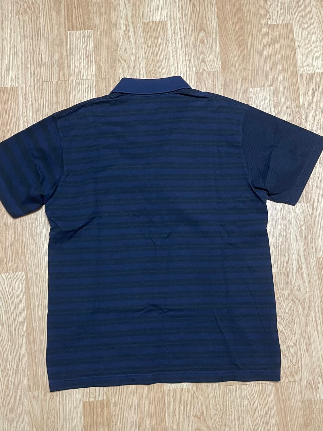 [L] 유니클로 엔지니어드가먼츠 카라티 상품이미지2