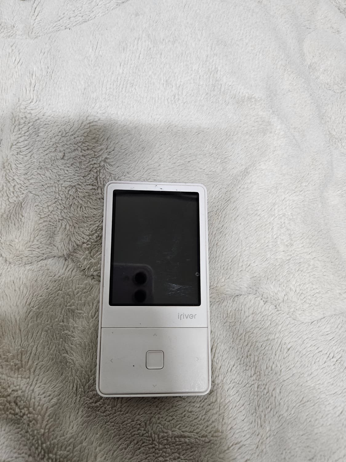 아이리버  e100 8기가 레트로 mp3 상품이미지1