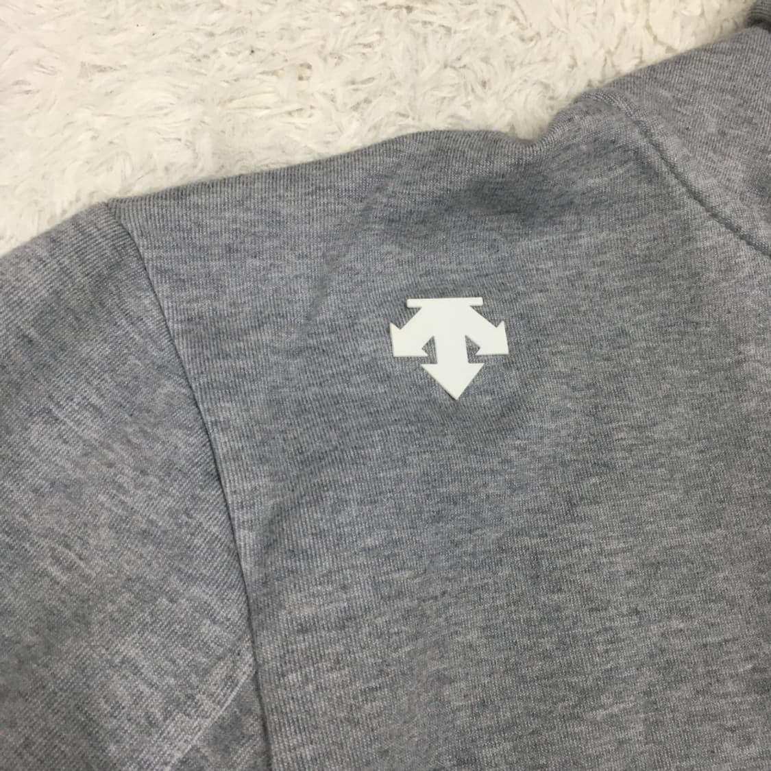 데상트 후드집업 만원샵 DD14 상품이미지4