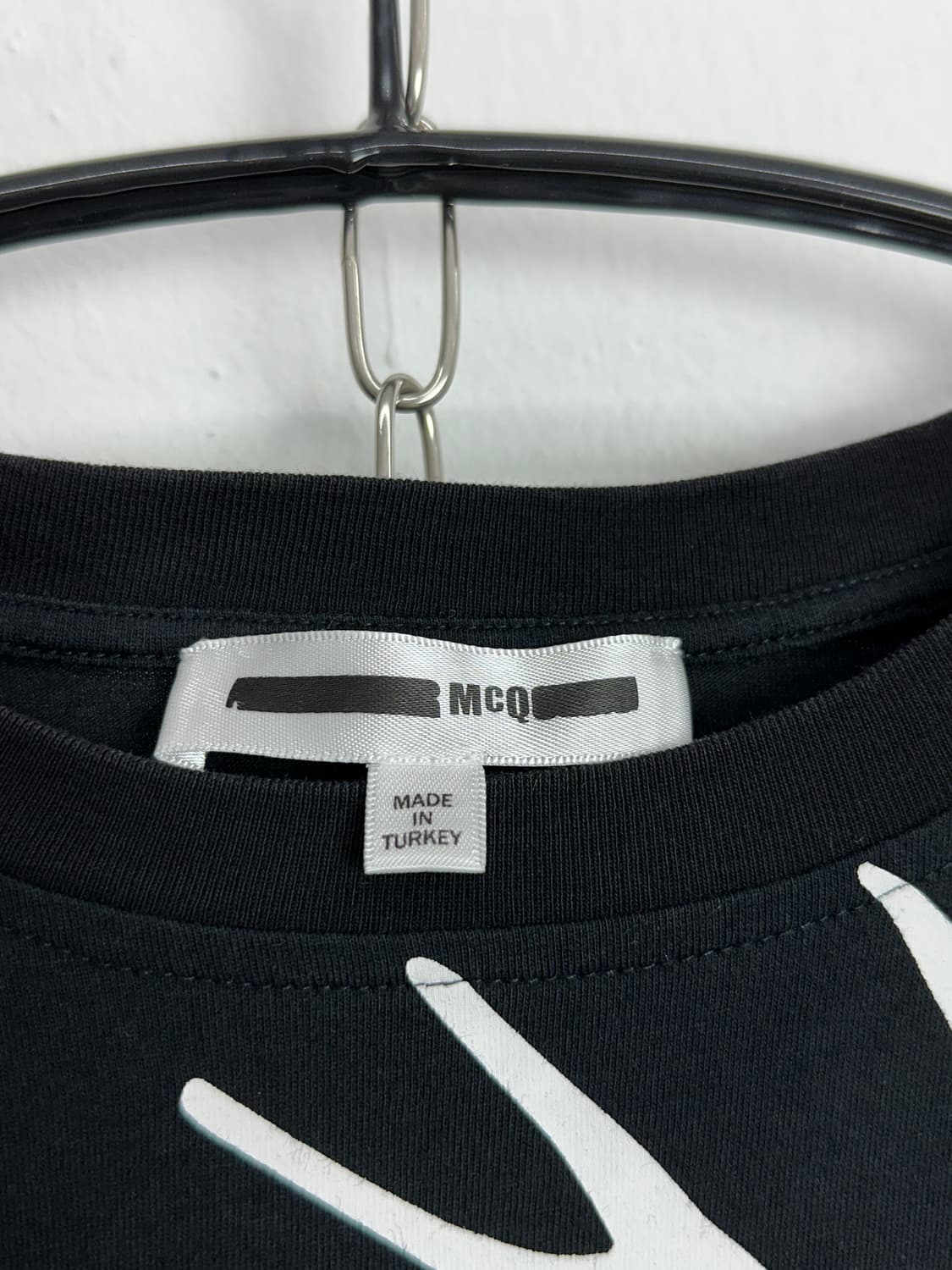 McQ 2016 Swallow All-Over Print T-Shirt 상품이미지5