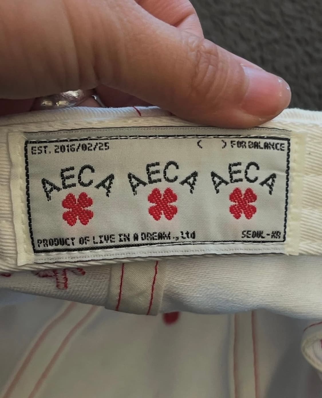 에이카화이트 X 킷캣 볼캡 상품이미지4