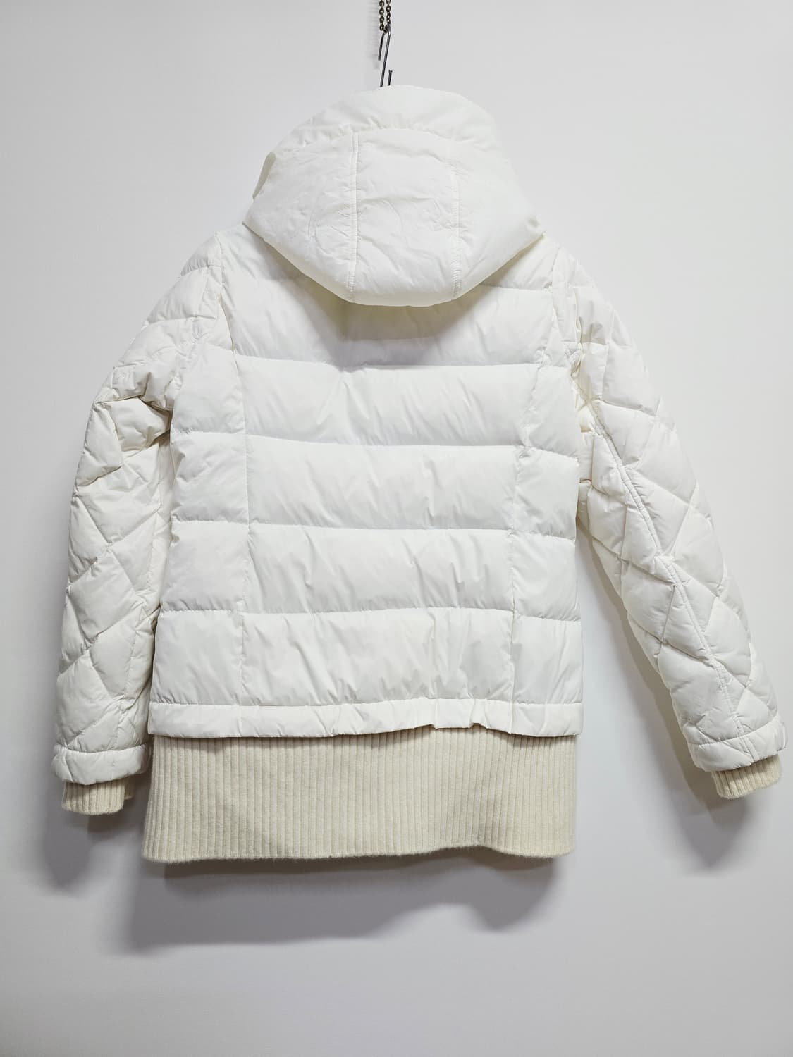 팬텀 여성 퀼팅 다운패딩 화이트 캐시미어 상품이미지5
