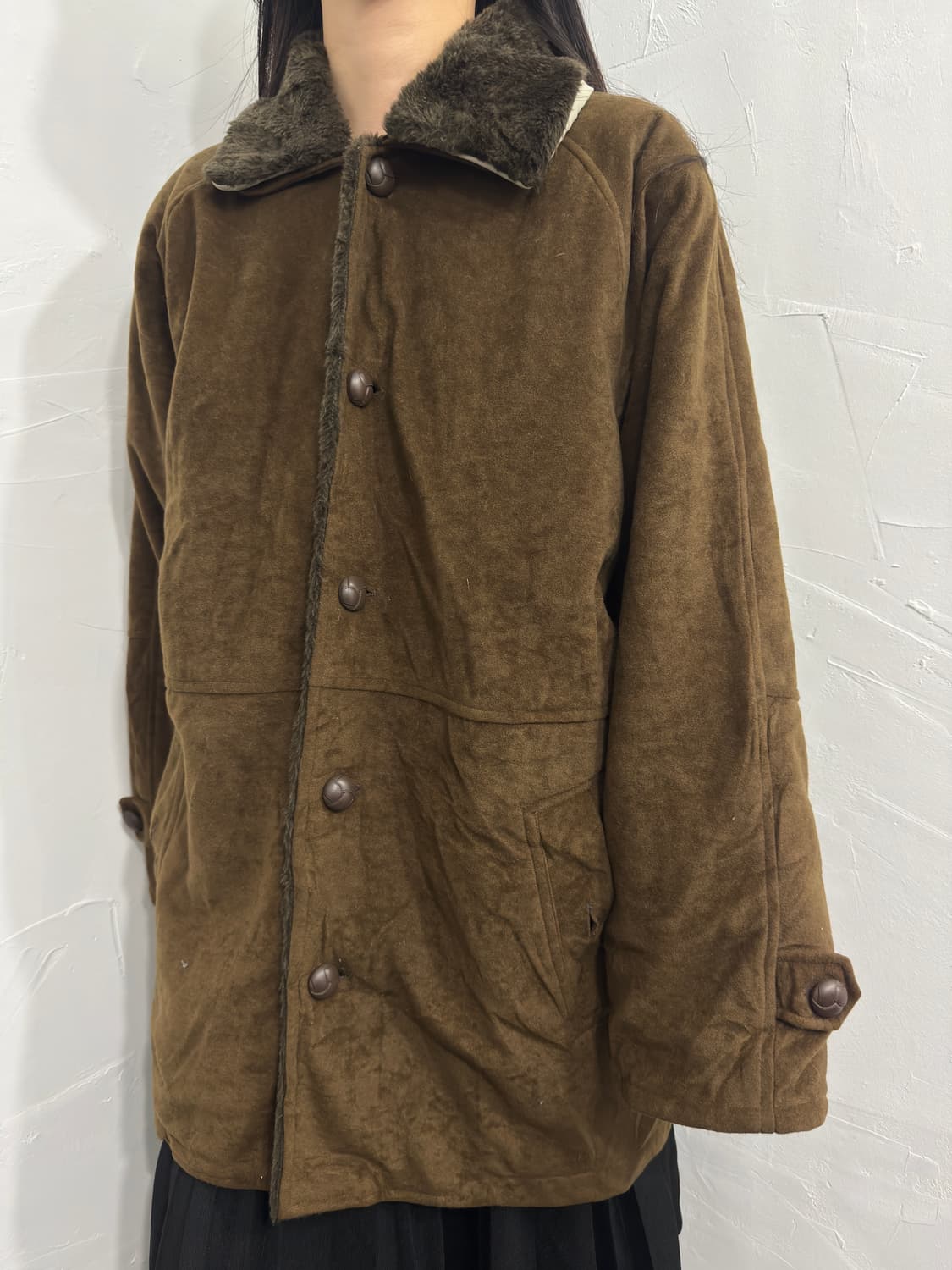 news paper fur detail jacket 상품이미지3