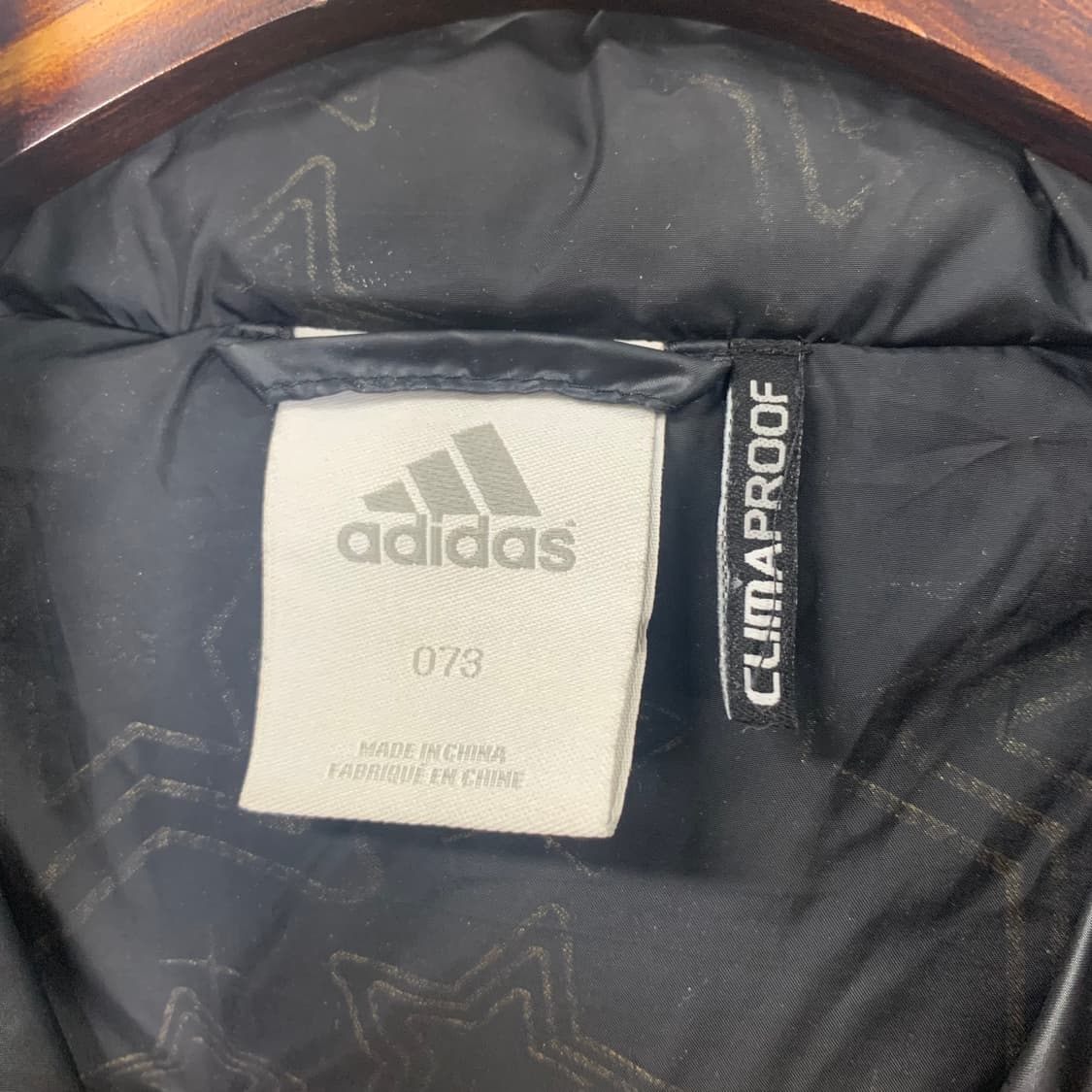 아디다스 00s 유광 블랙 패딩 상품이미지6