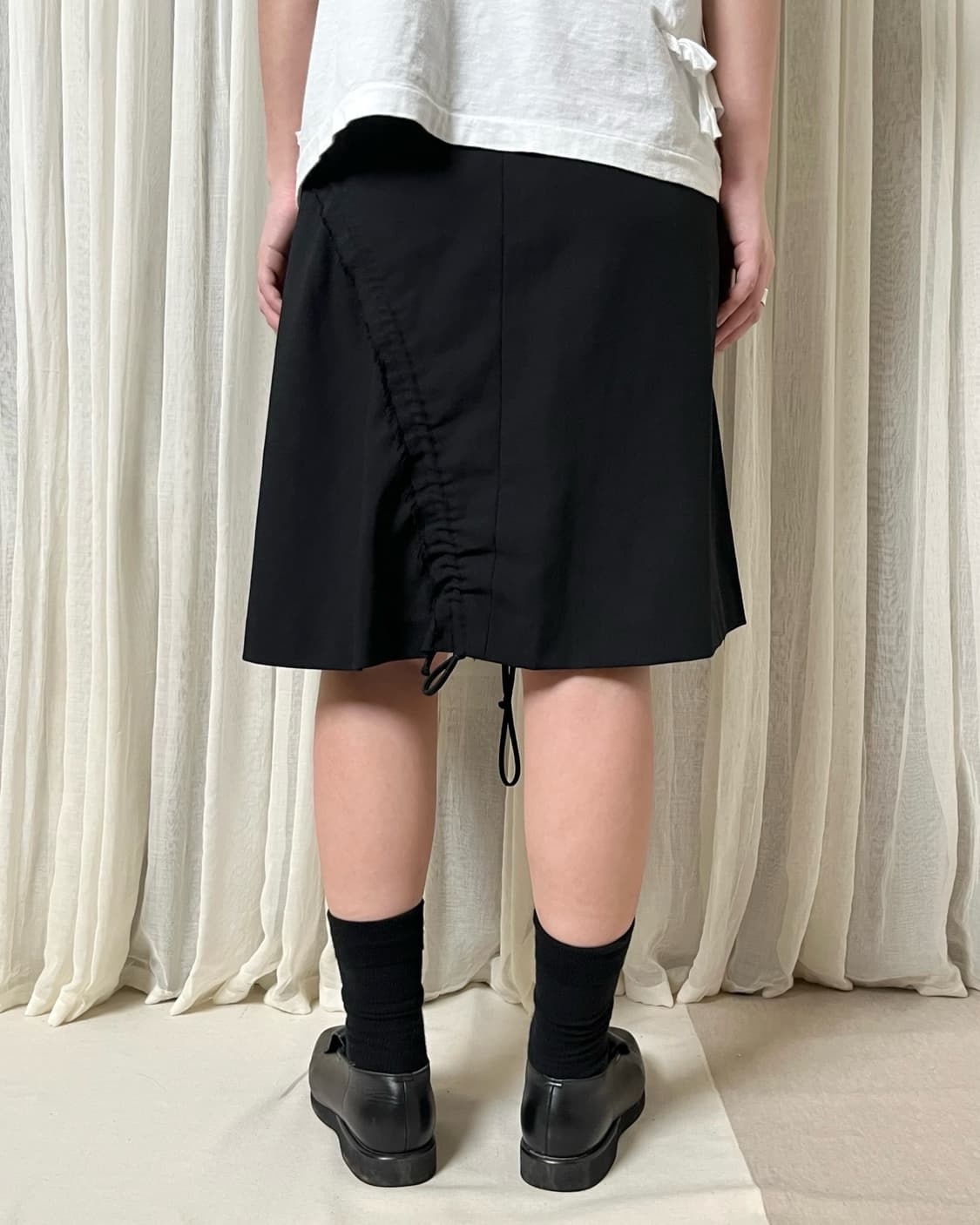 꼼데가르송 비대칭 셔링 스커트 comme des garcons 치마 상품이미지2