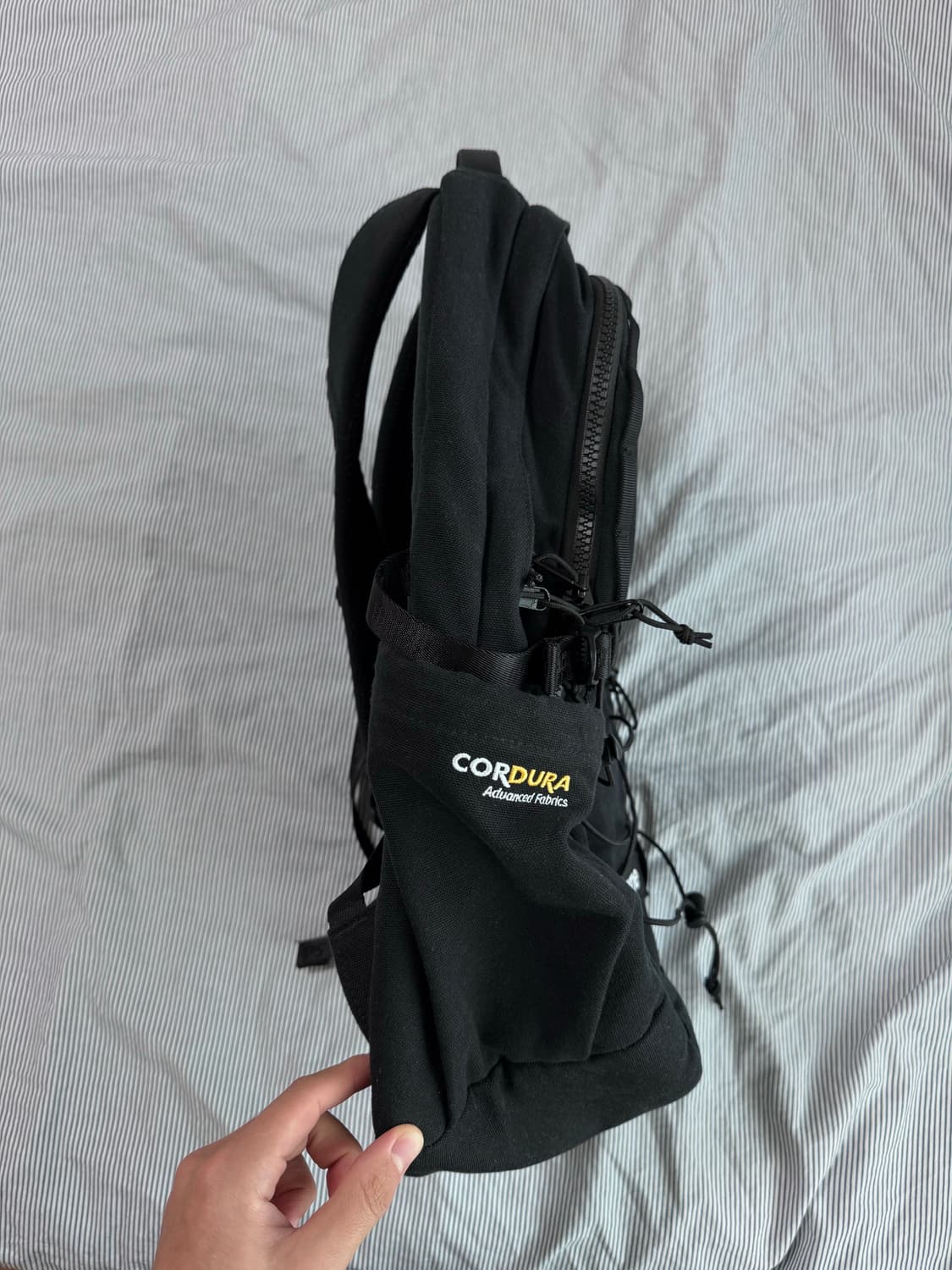 슈프림 백팩 블랙 25ss 상품이미지5