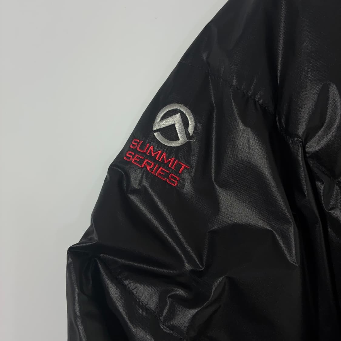 The North Face 노스페이스 00‘s 유광 써밋 구스다운 패딩 상품이미지4