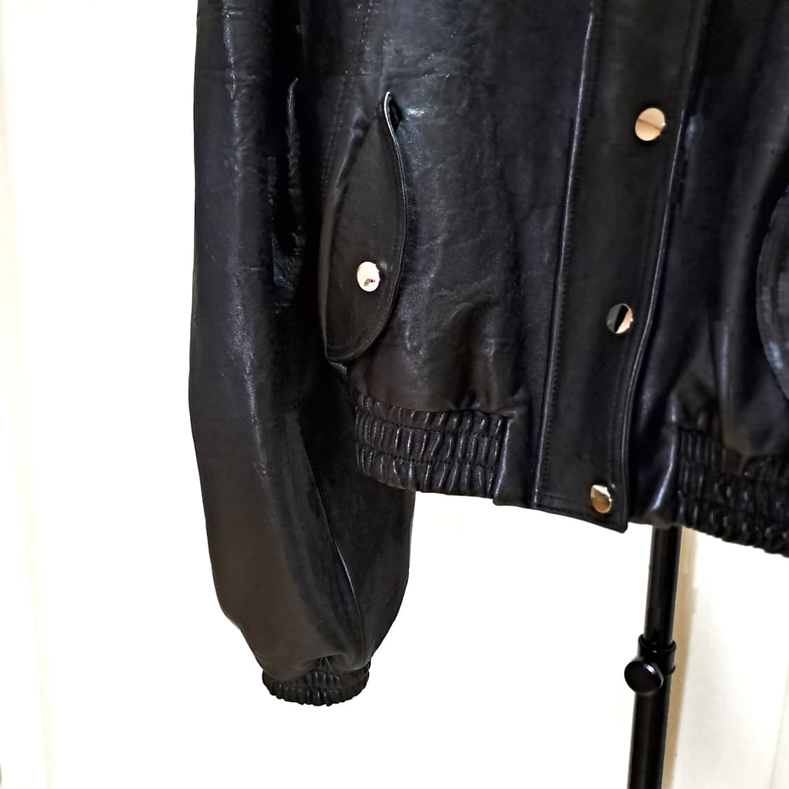 (여성) JULL-LOG 줄로그 양가죽 하이넥 크롭자켓 FREE B608 상품이미지4