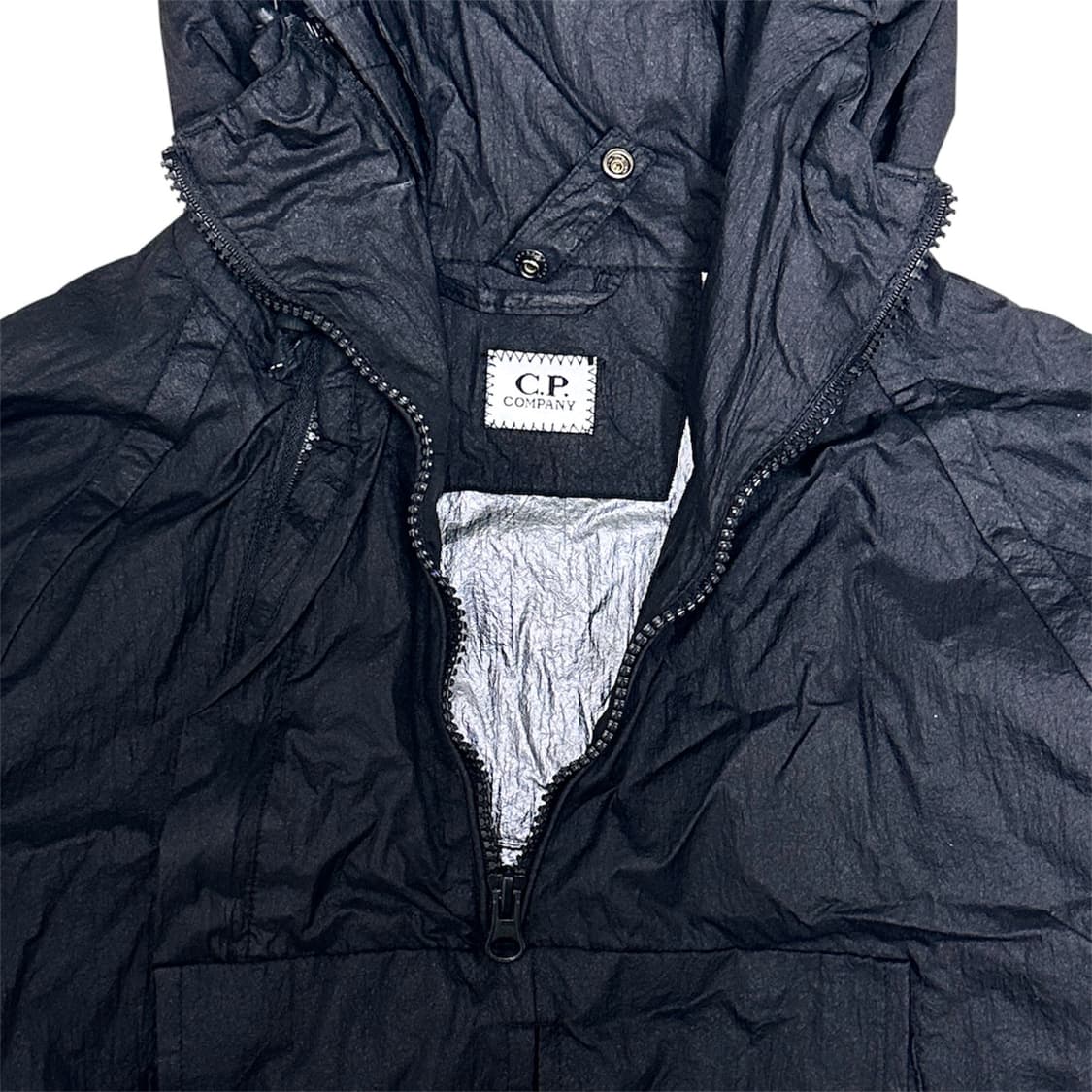 C.P. Company NyFoil Goggle Jacket Black 상품이미지3