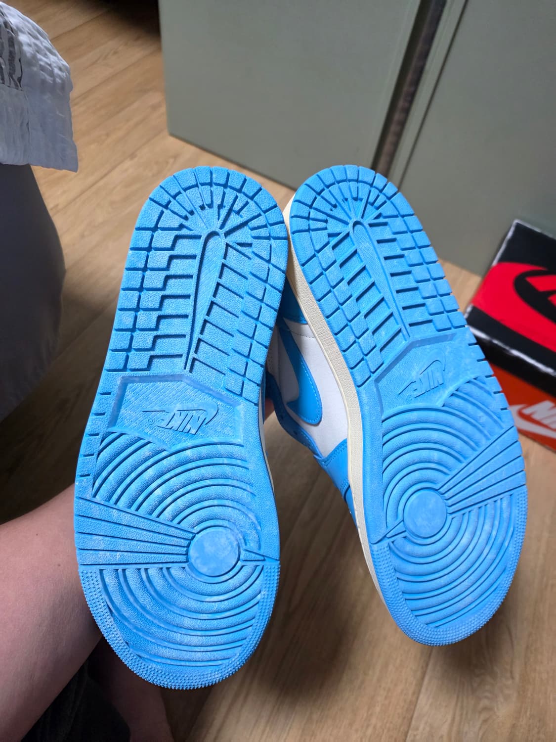 (새상품) 나이키 조던원 하이 OG UNC 리이매진드 280 상품이미지4