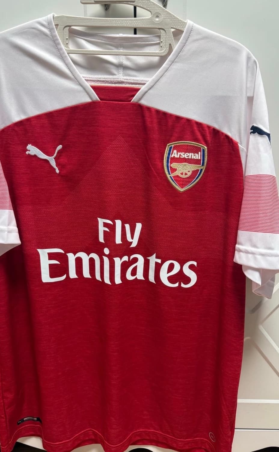 18-19 아스날 외질 유니폼 상품이미지1