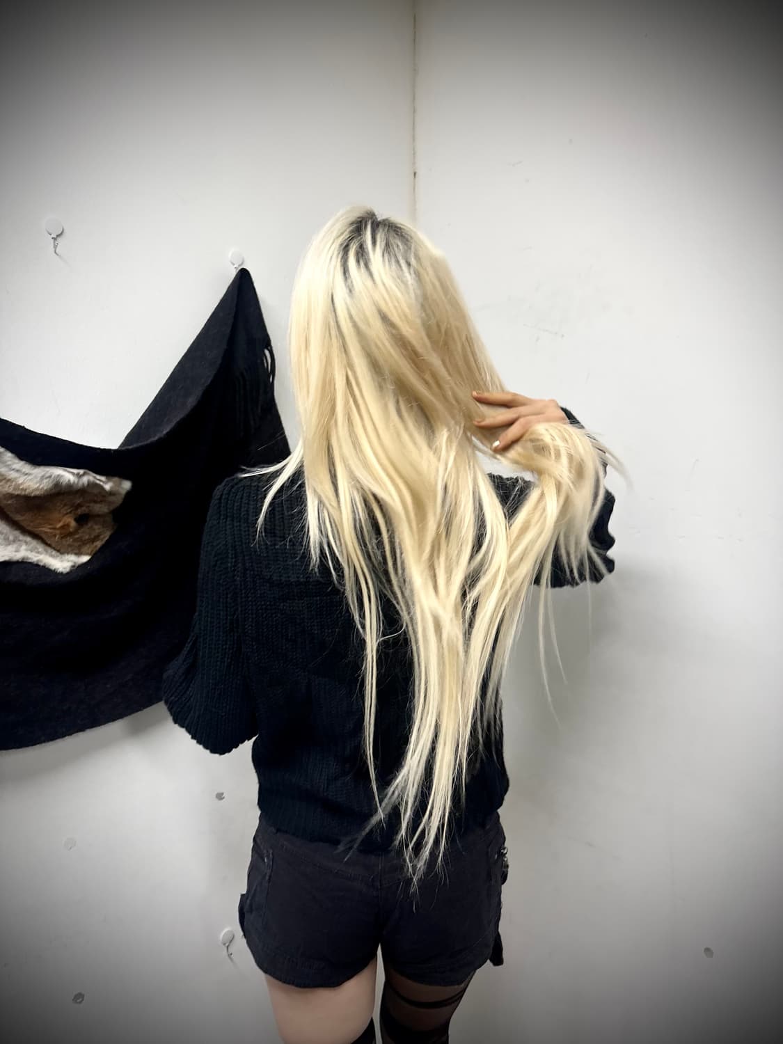 “Vintage” Minimal Mood Black Knit 상품이미지4