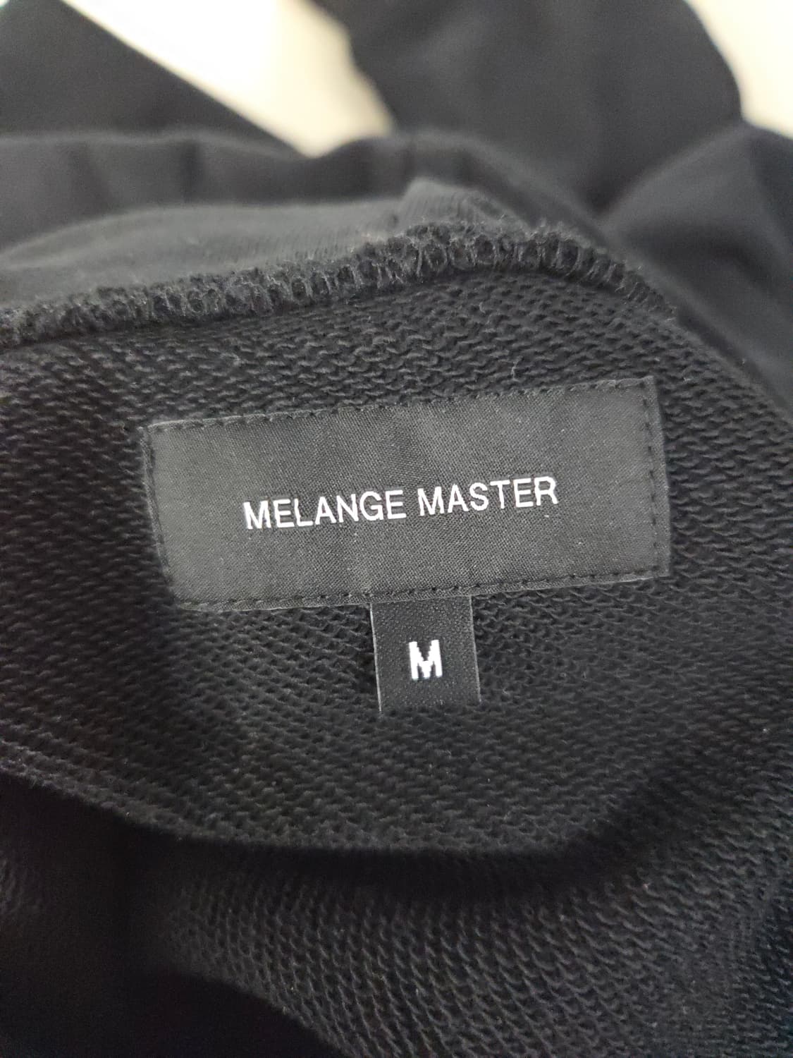 MELANGE MASTER(멜란지 마스터) 블랙 스웨트 후드티 상품이미지7