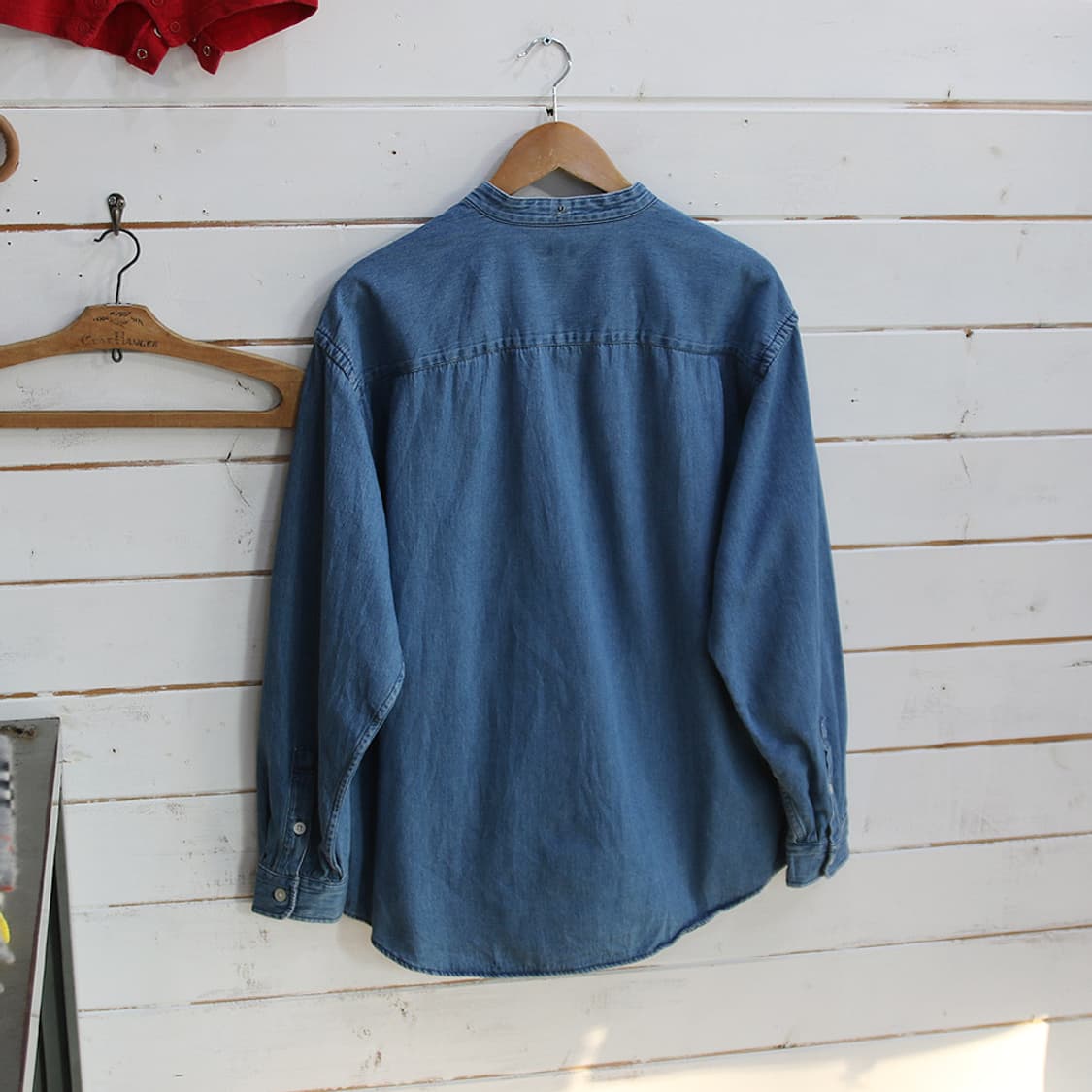 (착용컷) 유니클로 헨리넥 데님 셔츠 (남성용 100) 상품이미지2