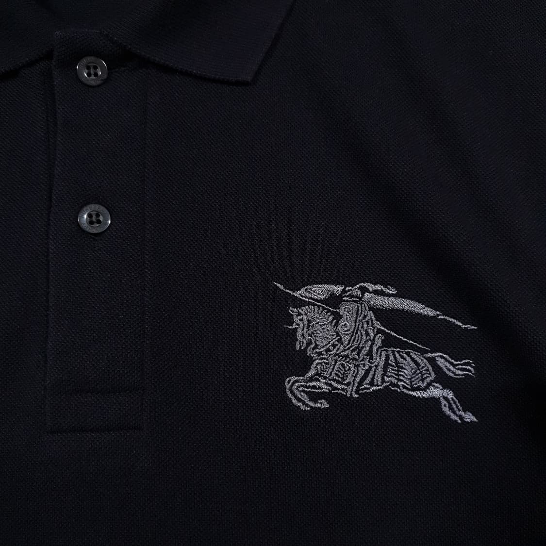 XL) 버버리 크레스트 기사 빅로고 반팔 카라티 폴로 피케 셔츠 블랙 상품이미지3