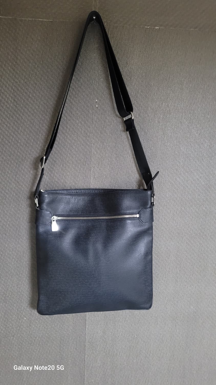 루이비통 타이거 샤샤  크로스백 상품이미지2