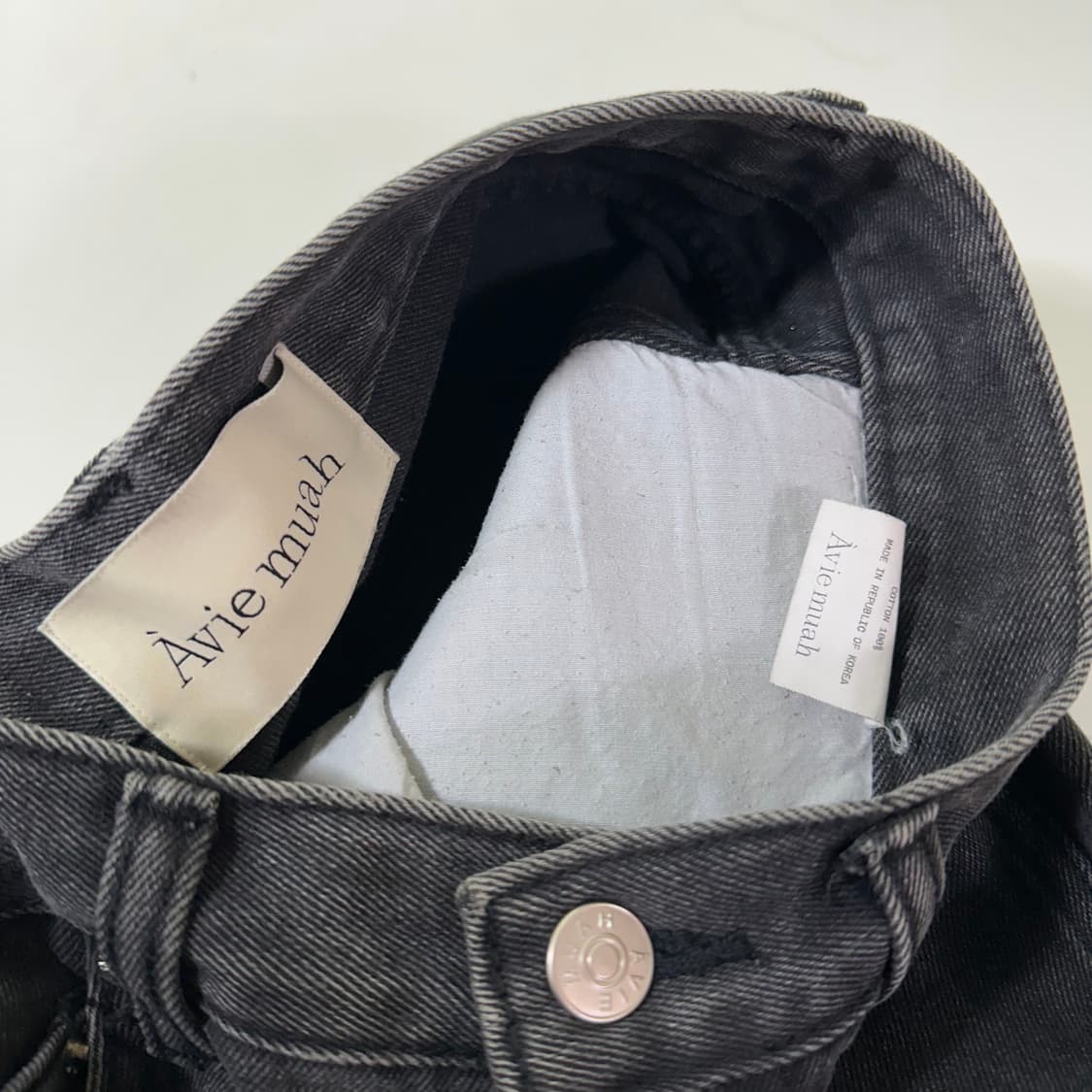 우먼S avie muah 아비에무아 빈티지블랙 워시드 슬림핏 데님팬츠 상품이미지5