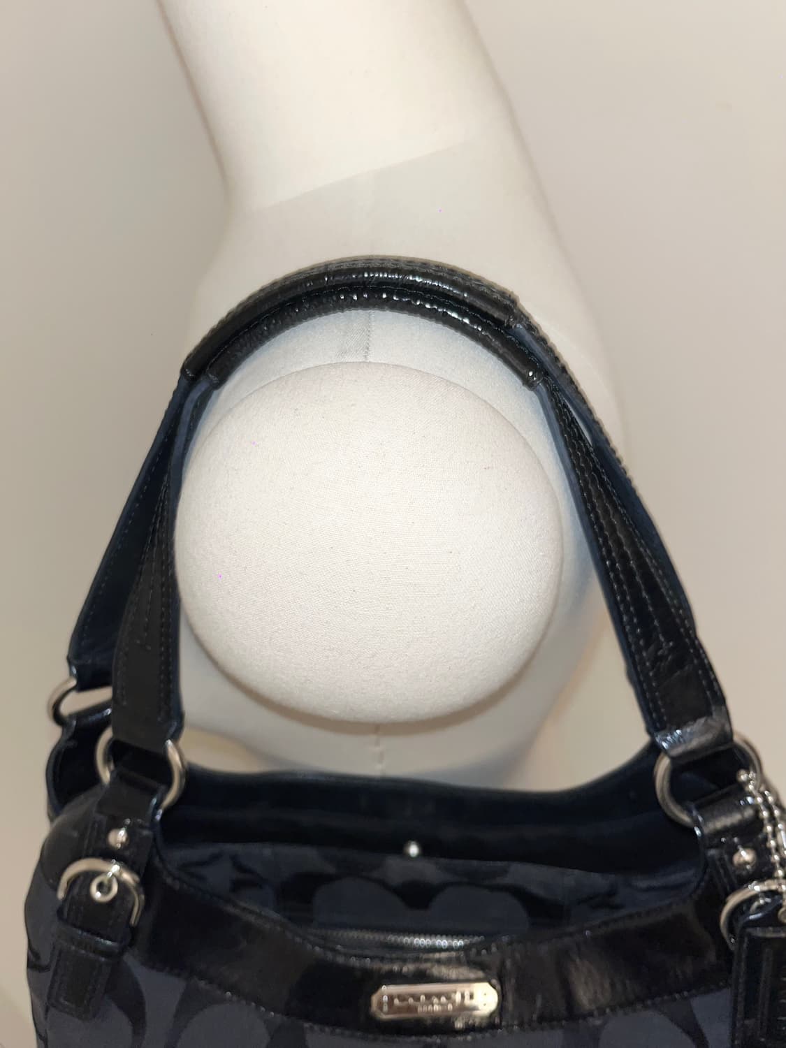 📦Coach black basic shoulder bag 상품이미지6