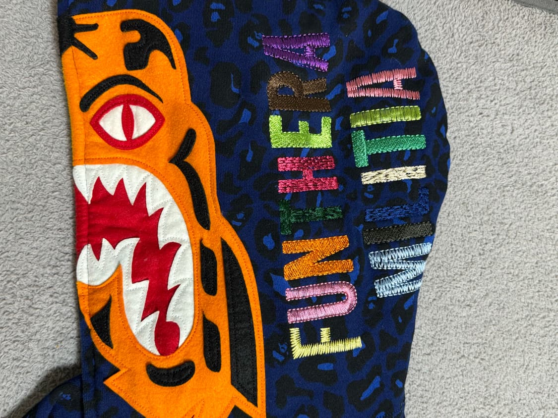 Bape 베이프 Aape 한정판 콜라보 샤크 타이거 후드집업  상품이미지4