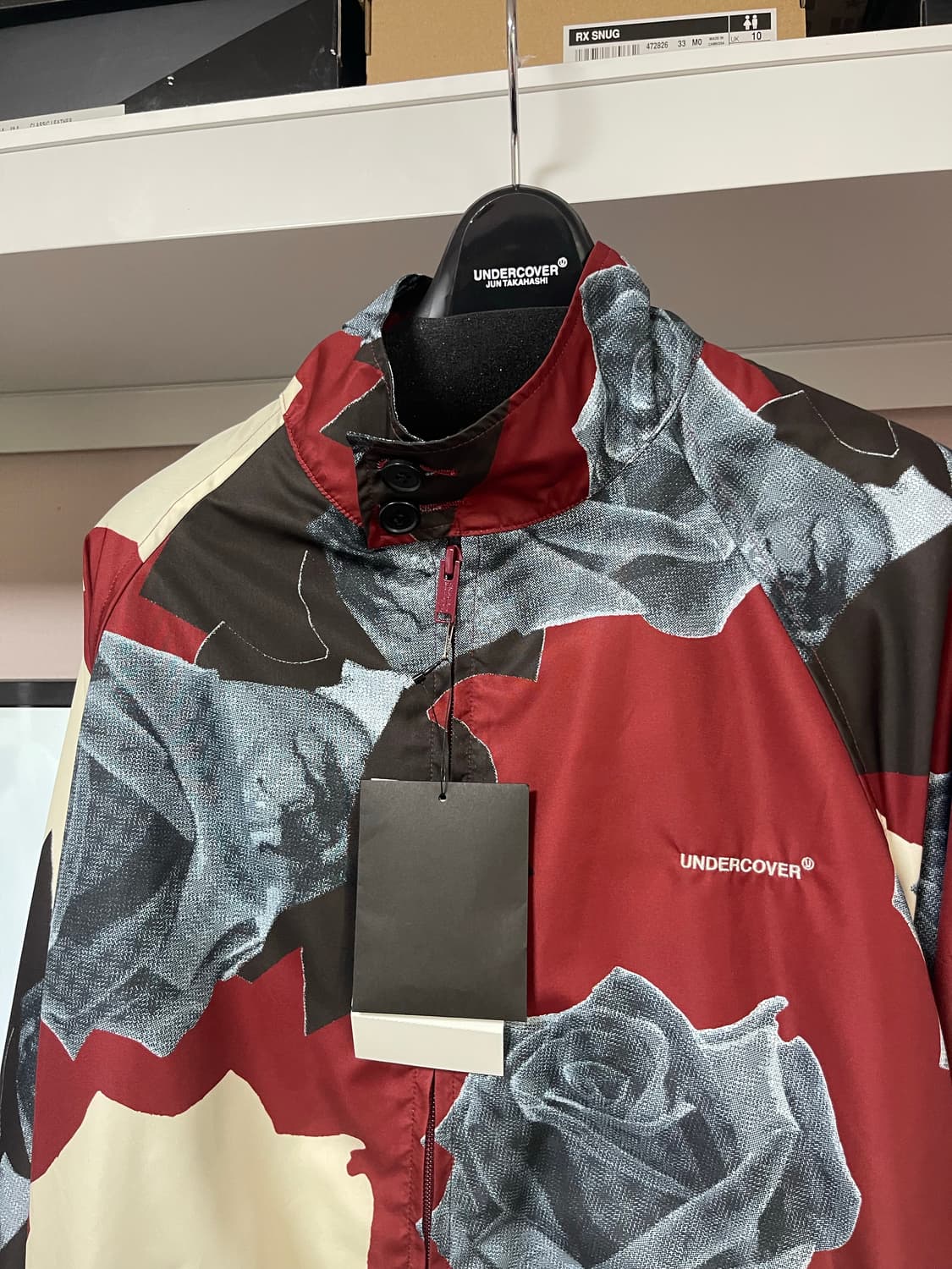 언더커버 로즈 패턴 바람막이 상품이미지5