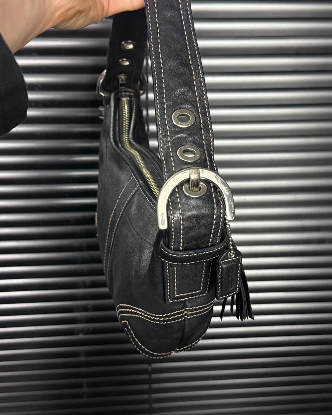 코치 가죽 미니백 숄더백 블랙 스티치 벨트 버클 고스 펑크 로리걸 갸루  상품이미지6