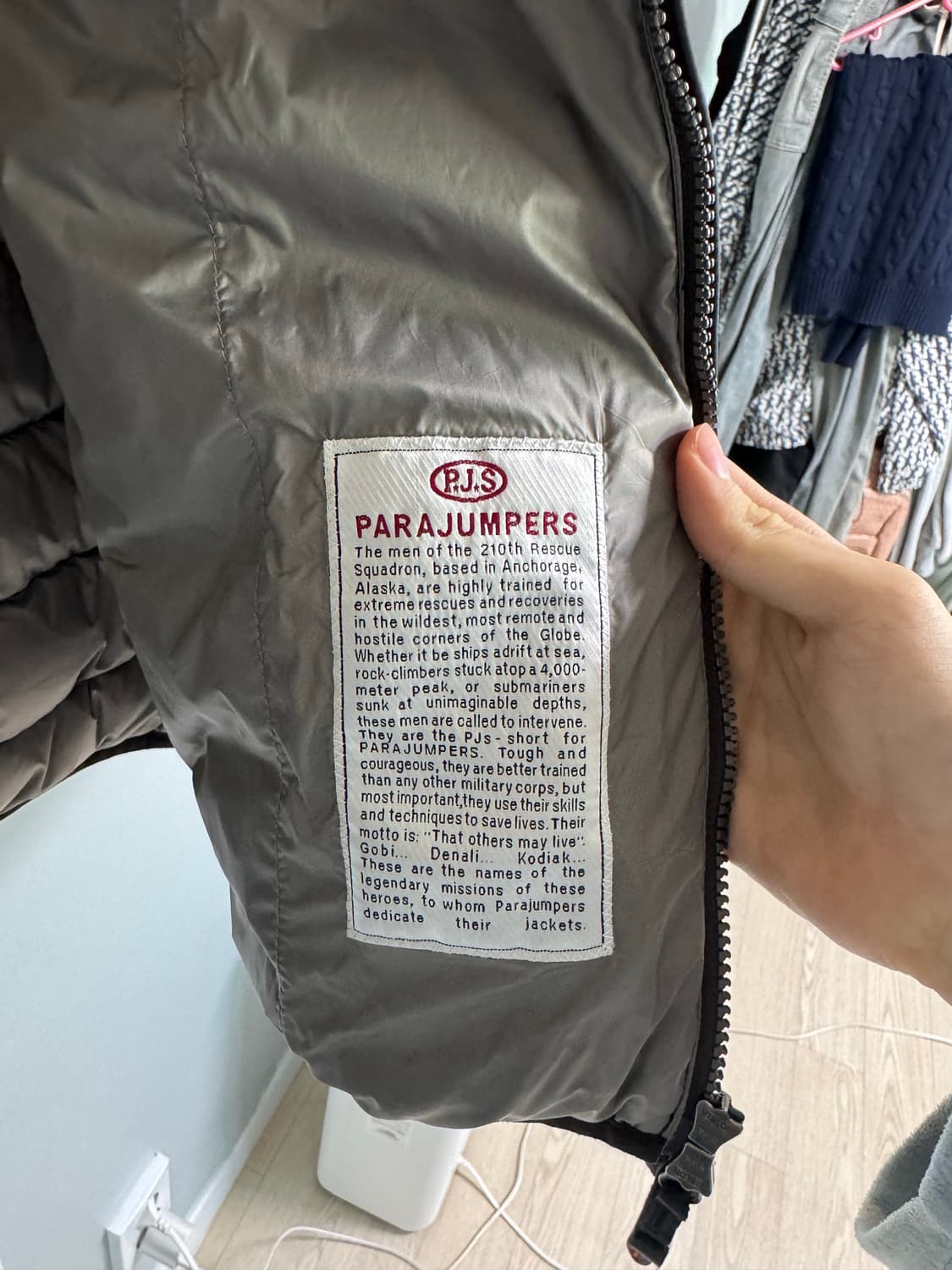 파라점퍼스 라스트미닛 경량패딩 L사이즈(새상품) 상품이미지5