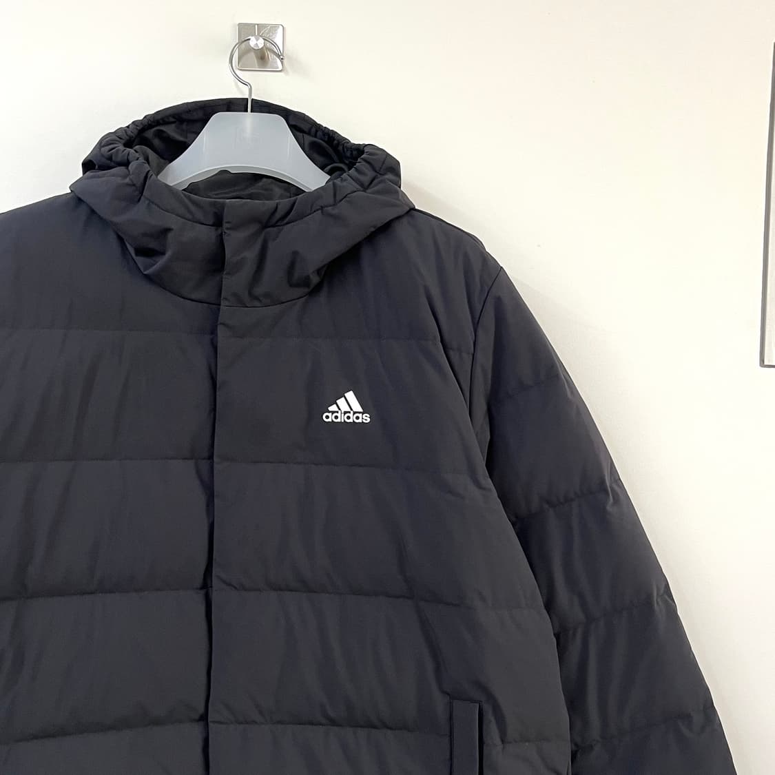 아디다스 덕다운 블랙 패딩 자켓 상품이미지4