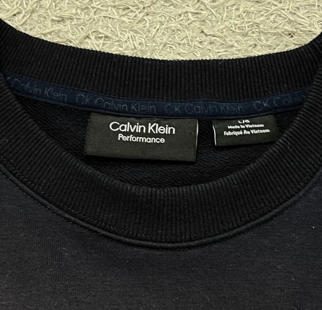 켈빈클라인 맨투맨 (100) 상품이미지3