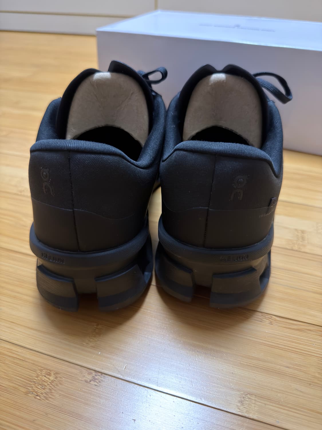 온러닝 파프 클라우드몬스터2 블랙 285 상품이미지3