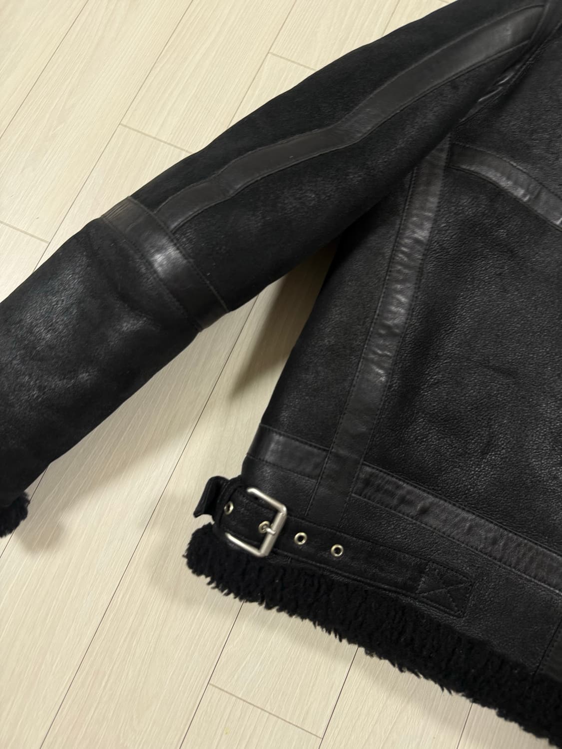 아크네스튜디오 이안 무스탕 50사이즈 상품이미지7