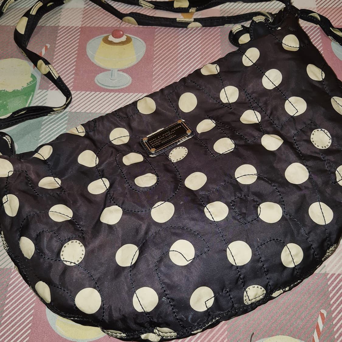08s 마크제이콥스 브라운 도트 빅 숄더백 상품이미지10