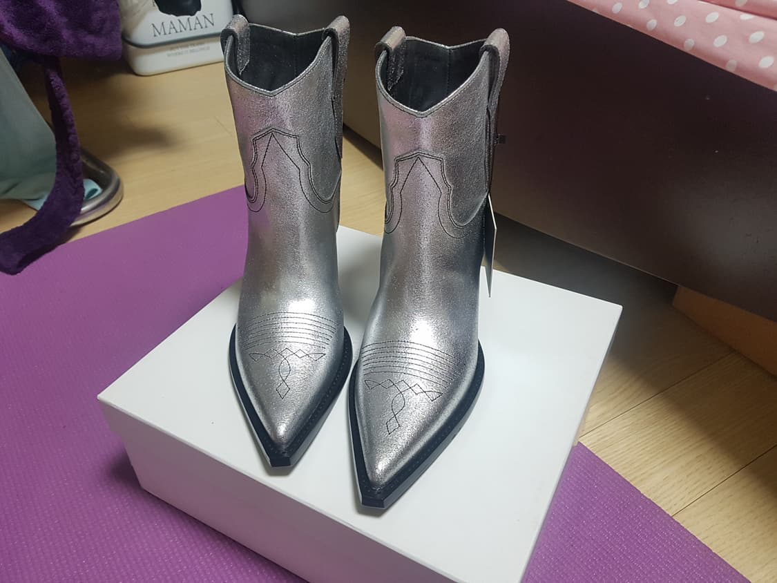 새상품 마르지엘라 웨스턴부츠 37 상품이미지4