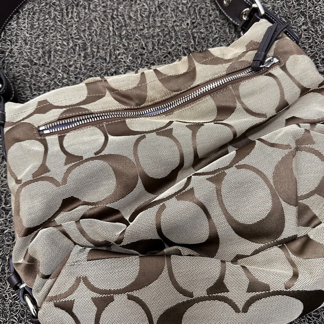 COACH 코치 시그니처 모노그램 여성 숄더백 상품이미지5