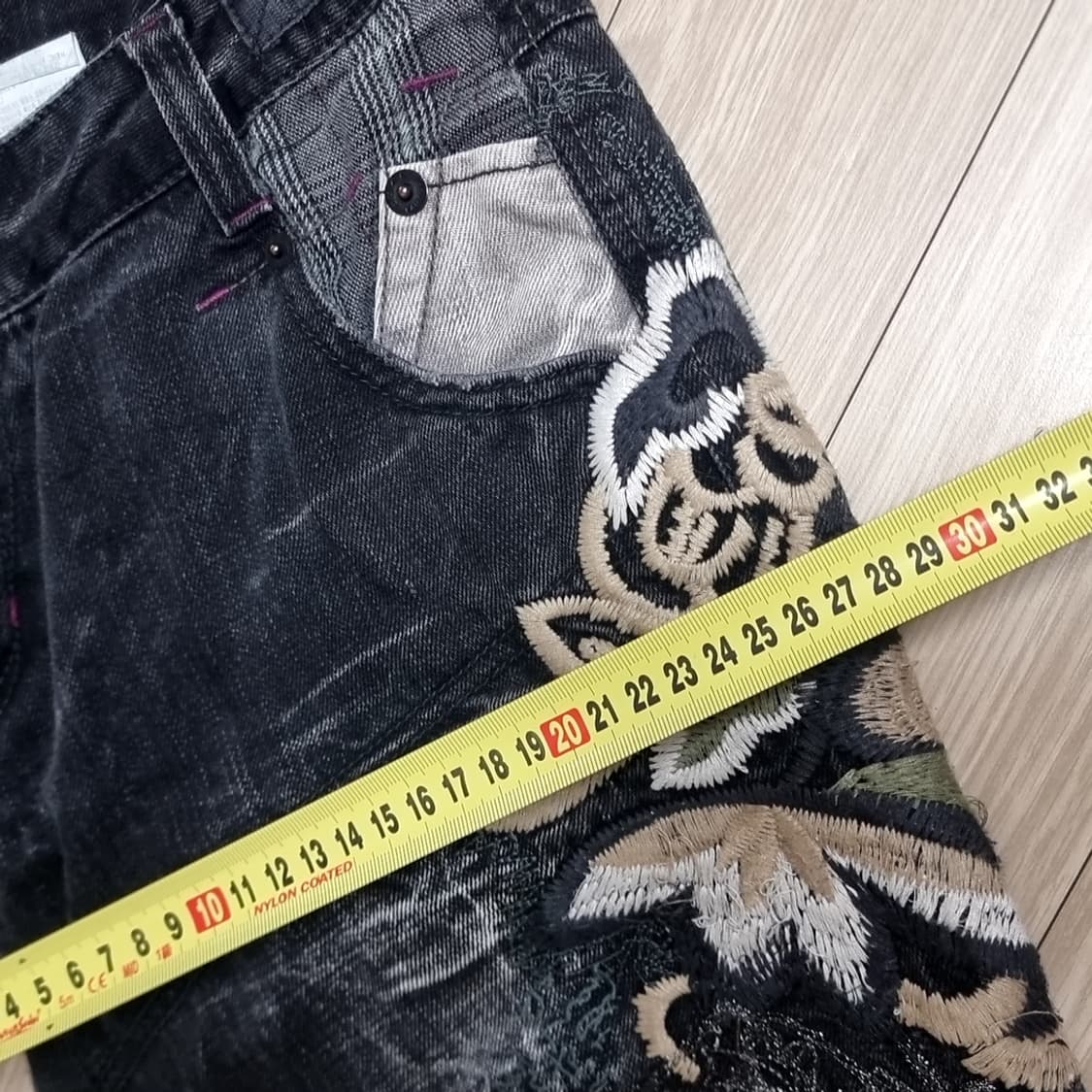 빈티지 아비스틴 블랙 워싱 플라워 자수 데님 팬츠(32) 상품이미지9