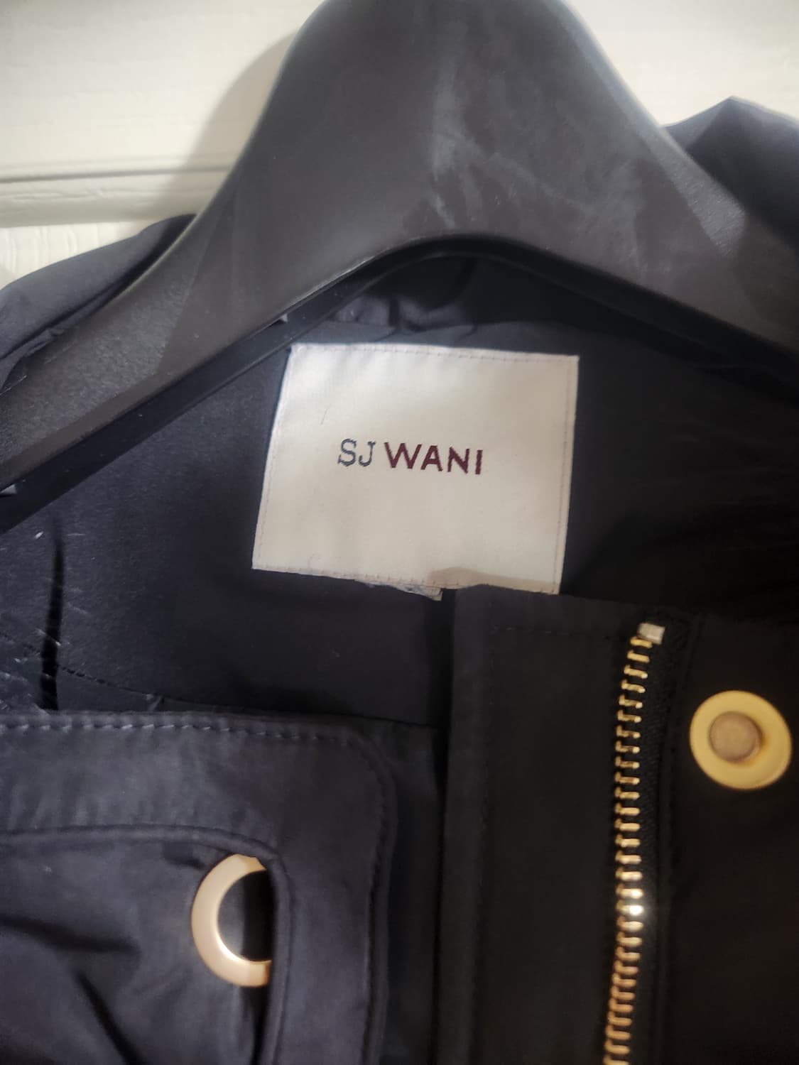 SJ WANI 블랙 퍼 후드 롱패딩 상품이미지2