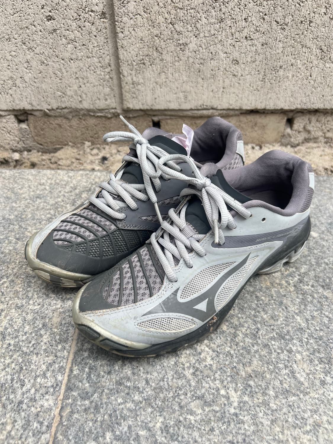 미즈노 라이트닝 그레이 235 상품이미지2