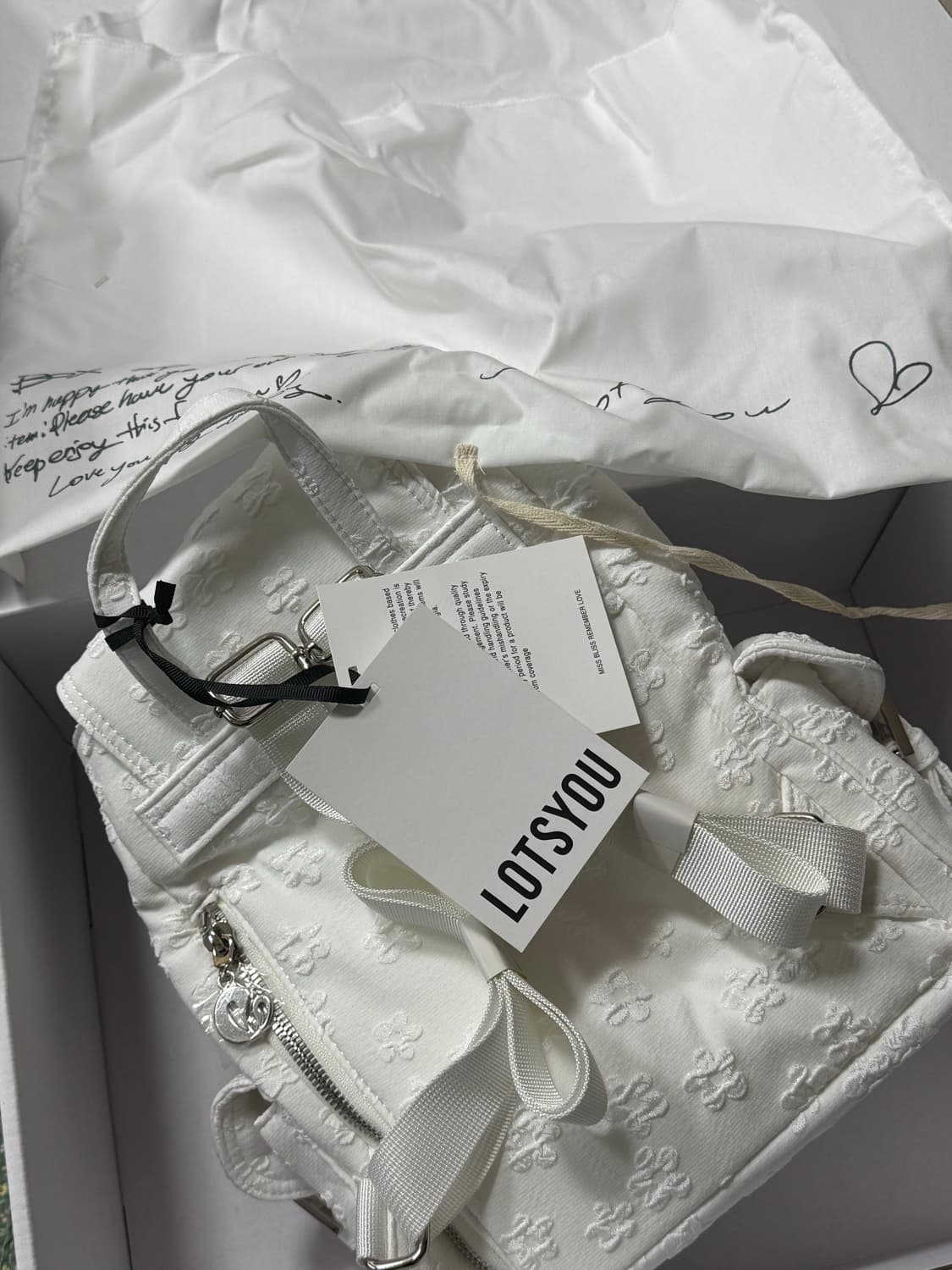 라츠유 노스탤지어 츄비 백팩 화이트 상품이미지2