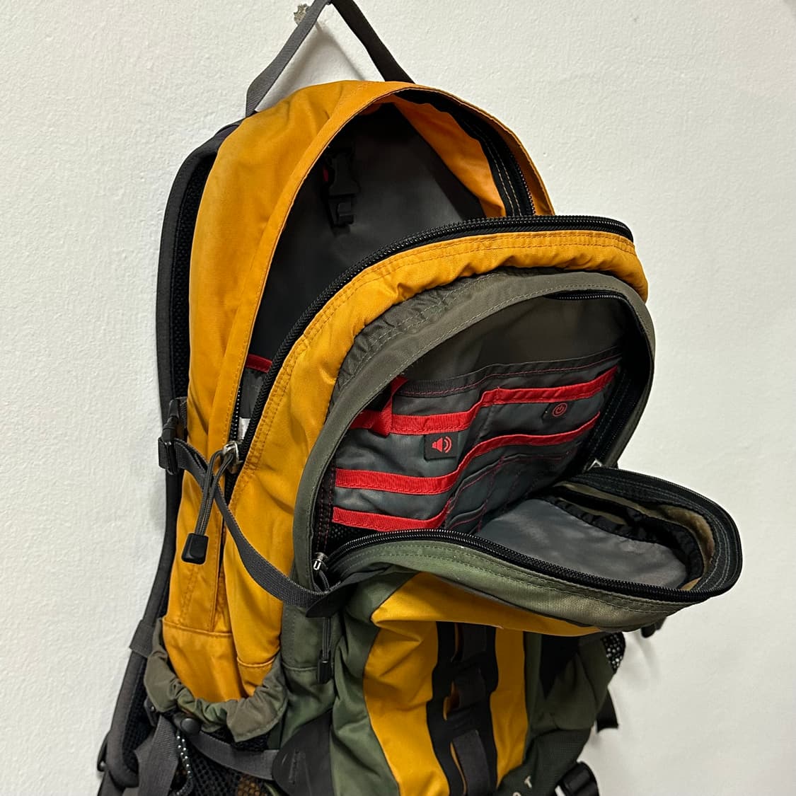 노스페이스 빈티지 핫샷 상품이미지4