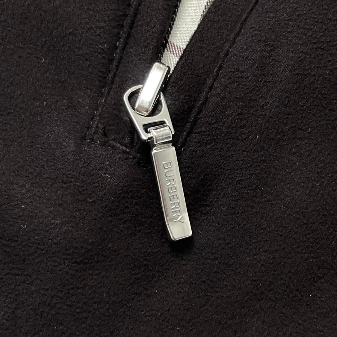 [BURBERRY] black label knit zip-up (3) 상품이미지4