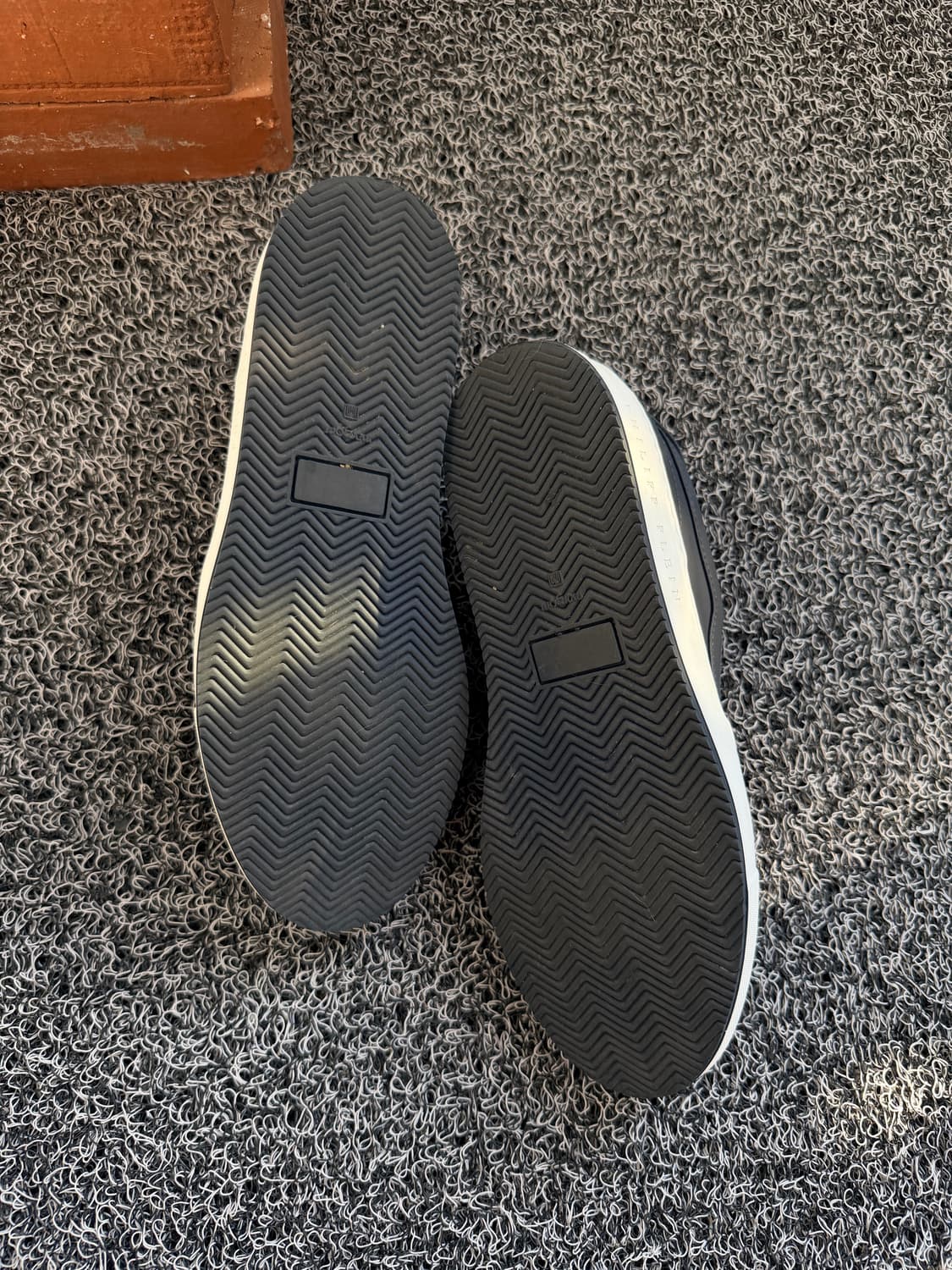 필립 플레인(Philipp Plein) 스컬 로고 슬립온 스니커즈 상품이미지8