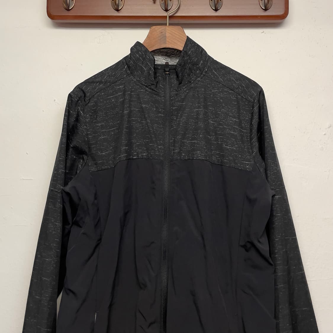 아디다스 러닝 수퍼노바 바람막이 자켓  상품이미지2