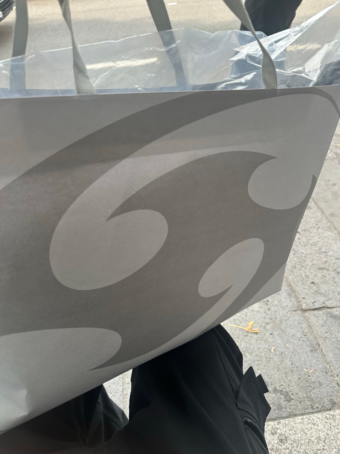 산산기어 서픽스 경량패딩 블랙 2size 판매합니다. 상품이미지1