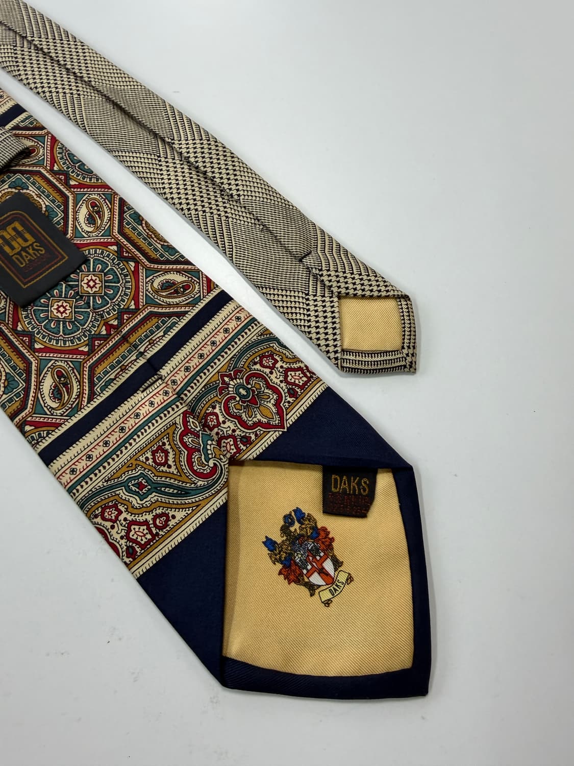 닥스(Daks) 실크 넥타이 9.3cm 상품이미지5