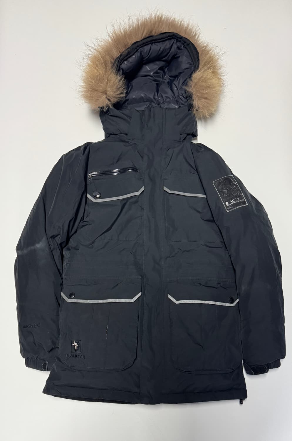 여성 블랙야크 고어텍스 구스다운 라쿤퍼 패딩 점퍼 상품이미지1