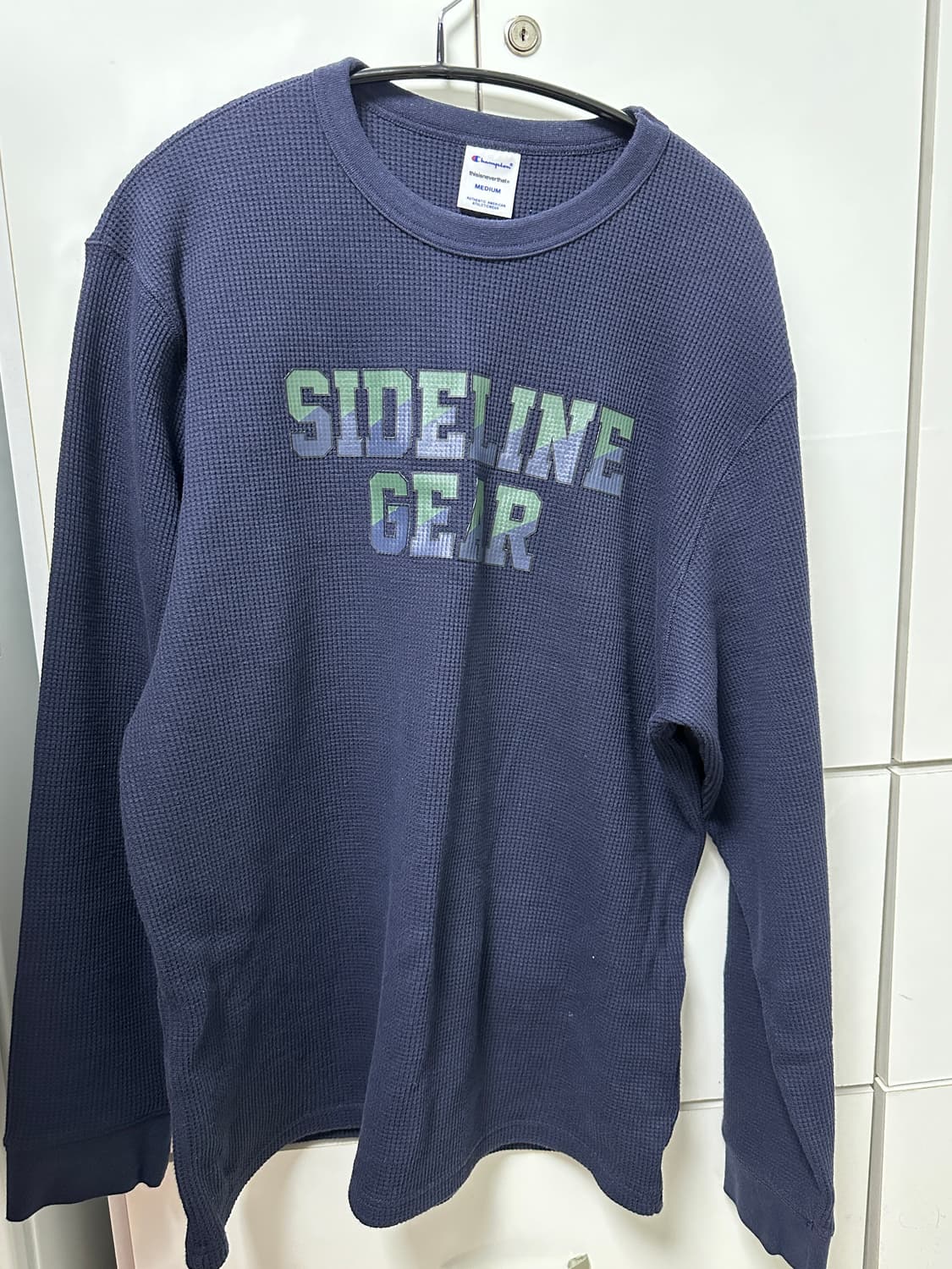 챔피온 x 디스이즈네버댓 콜라보 맨투맨 크루넥 상품이미지1