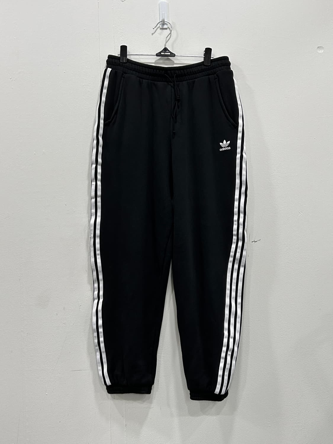 아디다스 트레포일 밴딩 조거 팬츠 L 삼선 블랙 상품이미지6