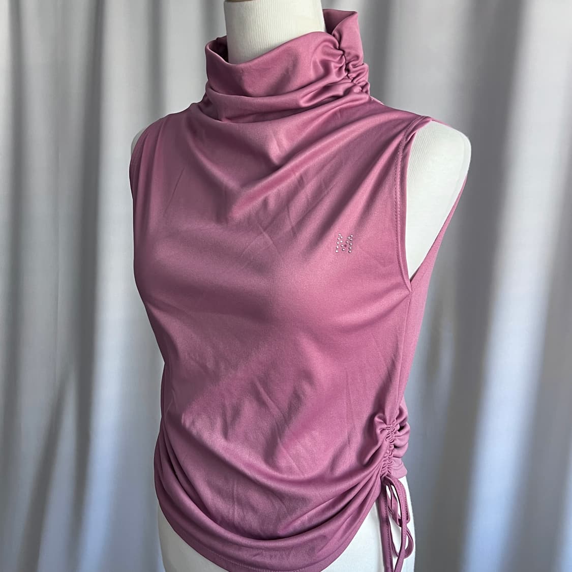 pink halter neck sleeveless 상품이미지1