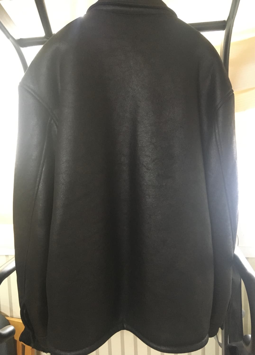 자라 가죽자켓 블랙 판매합니다 상품이미지4